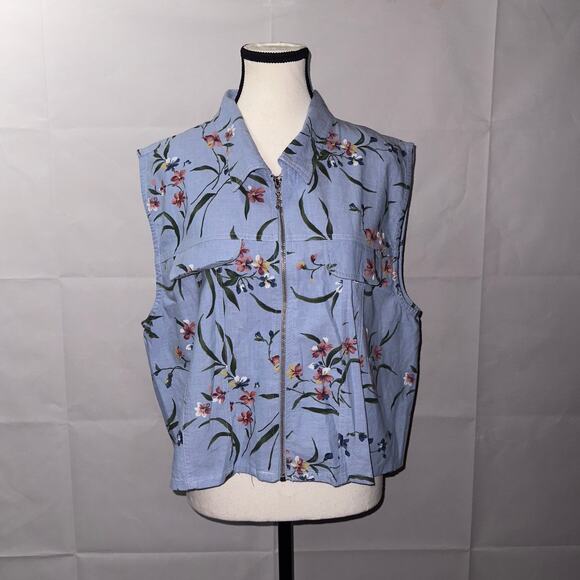 Capacity Blue Floral zip up sleeveless Vest women’s size XL - Picture 1 of 6